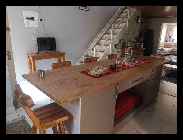 2 BEDROOM CLUSTER FOR SALE IN POMONA